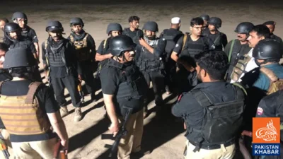 دہشت گردوں کا دو تھانوں پر حملہ، پولیس اہلکار شہید، علاقے میں خوف و ہراس